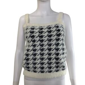 Willow & Wind Sleevless Sweater Size M Black Cream Houndstooth Soft Cami Fuzzy